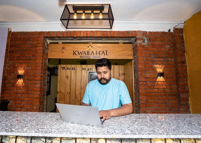Hostel Kwabahal Boutique *